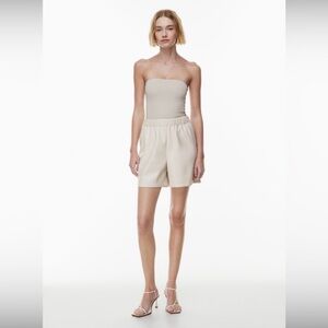 Aritzia Babaton Margin Cream High Waist Women's Shorts - S